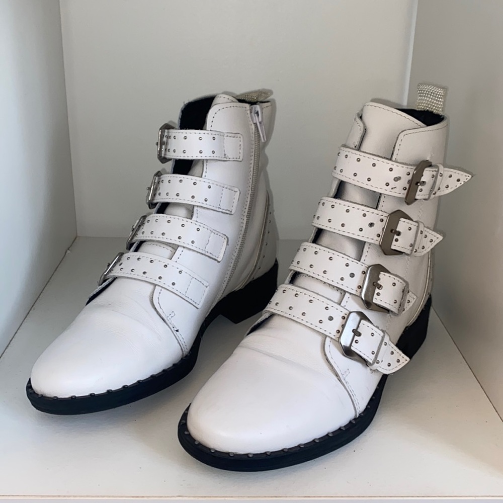 Ankle boots